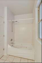 2817 N Damen Ave, Unit 1 in Chicago, IL - Building Photo - Building Photo