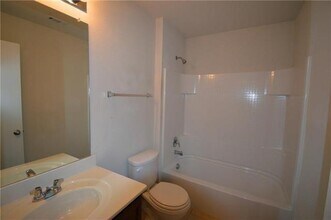 1429 Raven Dr W in Sherman, TX - Building Photo - Building Photo
