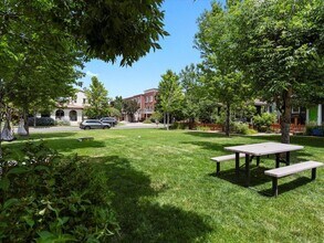 8854 E 29th Pl in Denver, CO - Building Photo - Building Photo