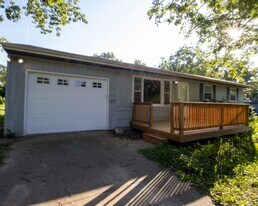 2501 Brookside Ct in Columbia, MO - Building Photo