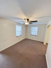 1028 Fleming St in Coraopolis, PA - Building Photo - Building Photo