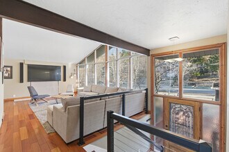 8682 Alpen Cir in Cottonwood Heights, UT - Building Photo - Building Photo