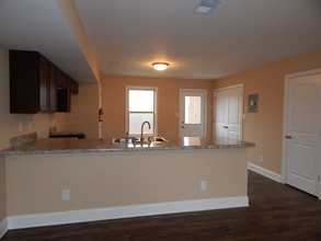 This is 4 Townhouses in Clarksville, TN - Building Photo - Interior Photo