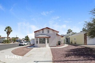 4161 N Overbrook Dr in Las Vegas, NV - Building Photo