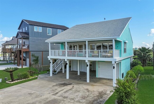 property at 4112 Isla Del Sol Dr