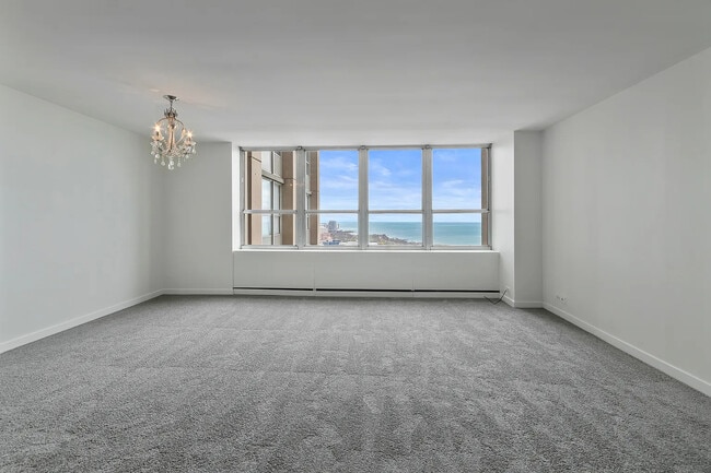 655 W Irving Park Rd, Unit 4808 in Chicago, IL - Building Photo - Building Photo