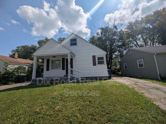 property at 1950 Shaftesbury Rd