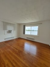3837 Beach Ave, Unit Unit # 4 in Norfolk, VA - Building Photo - Building Photo