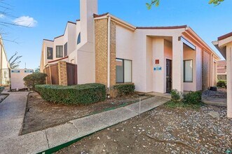 505 Ranch Trail in Irving, TX - Building Photo - Building Photo