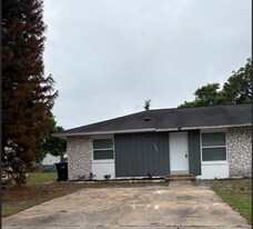 12240 Eastcove Dr in Orlando, FL - Building Photo