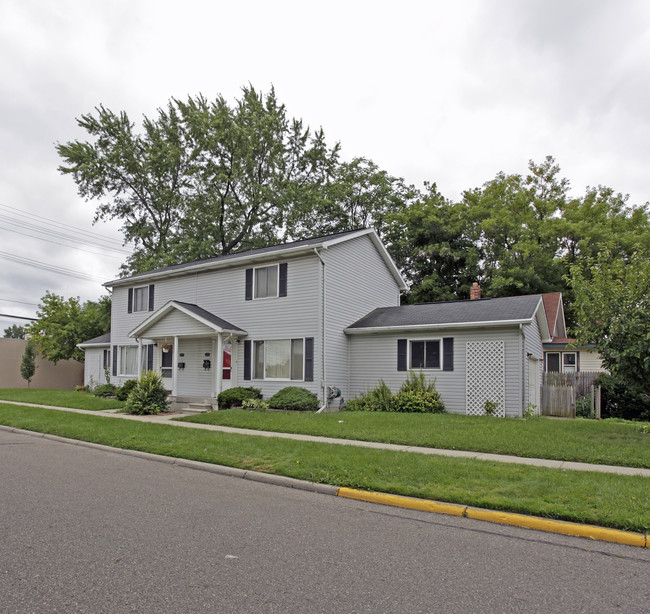 1841-1845 Leland St in Ferndale, MI - Building Photo - Building Photo