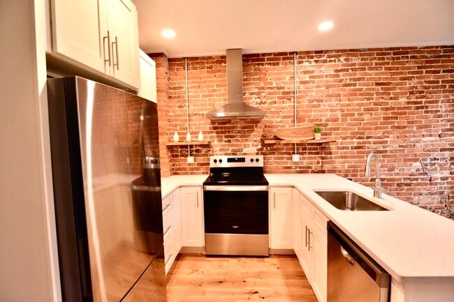 54 S 5th St in Easton, PA - Building Photo - Building Photo