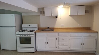 1960 Illinois St in Des Plaines, IL - Building Photo - Building Photo