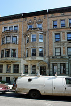 337 W 88th St in New York, NY - Building Photo - Building Photo