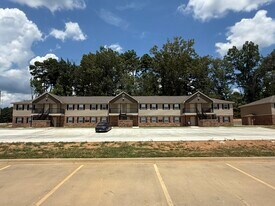 Meadowview Apartments in Monticello, AR - Building Photo