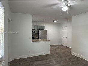 2640 NE 8th Ave in Wilton Manors, FL - Building Photo - Building Photo