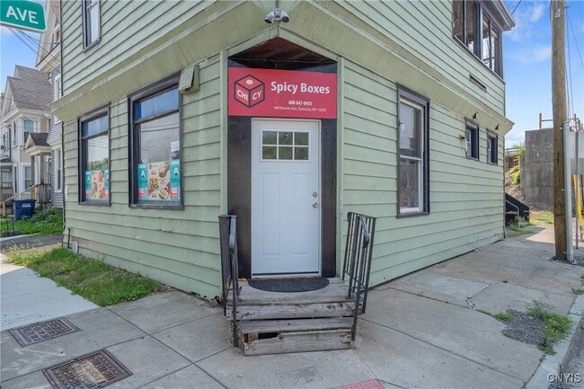 600 Burnet Ave in Syracuse, NY - Building Photo - Building Photo