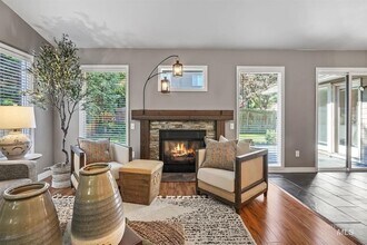 11909 W Patrina Dr in Boise, ID - Building Photo - Building Photo