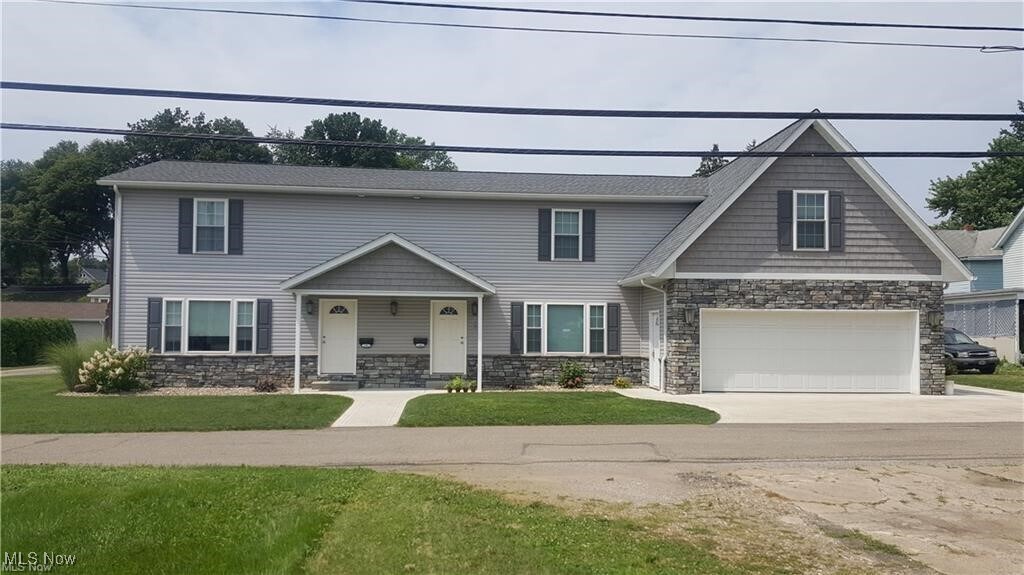 110 N Kapitzky Dr in Strasburg, OH - Building Photo