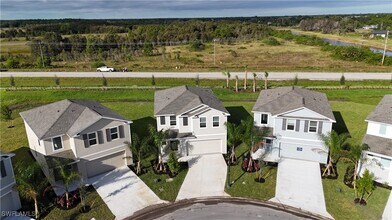 19505 Fairhill Ct in Lehigh Acres, FL - Building Photo - Building Photo