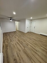 101 N Avon Rd, Unit Apt 1 in Elmhurst, IL - Building Photo - Building Photo