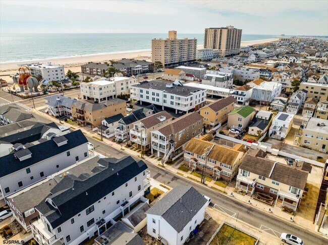 16 S Decatur Ave in Margate City, NJ - Building Photo - Building Photo