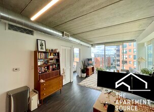 1664 W Division St in Chicago, IL - Building Photo - Building Photo