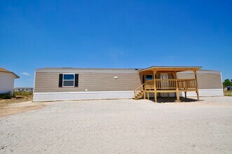 25 Road 5608 in Cleveland, TX - Building Photo - Building Photo