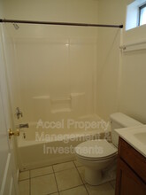 1803 S Ironwood St-Unit -Apt #4 in Pharr, TX - Building Photo - Building Photo