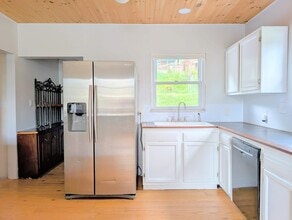 1111 Morningside Ave in Pittsburgh, PA - Building Photo - Building Photo