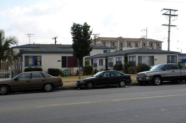 1230-1234 S Inglewood Ave in Inglewood, CA - Building Photo - Building Photo