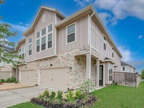 5502 Amber Brook Ln in Fulshear, TX - Building Photo - Building Photo