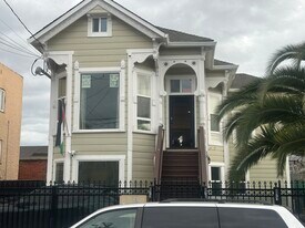 875 29th St, Unit 877 29th St Oakland CA in Oakland, CA - Building Photo