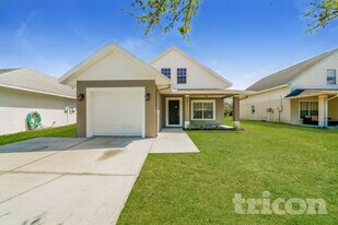 10211 Summerview Cir in Riverview, FL - Building Photo