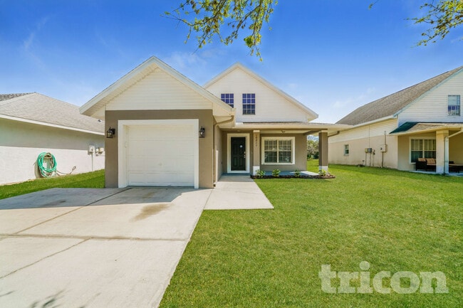 property at 10211 Summerview Cir