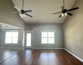 4024 Glen Laurel Dr N in Valdosta, GA - Building Photo - Building Photo