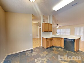 3140 Byington Terrace in Deltona, FL - Foto de edificio - Building Photo