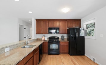 5954 Kedron St in Springfield, VA - Building Photo - Building Photo