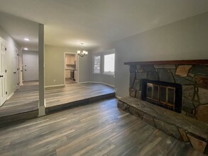 5645 Thea Ln in Raleigh, NC - Building Photo - Building Photo