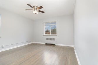 6110 Campus Ln, Unit 4 in Cincinnati, OH - Foto de edificio - Building Photo