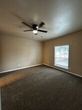 10706 Axis Crossing in San Antonio, TX - Building Photo - Building Photo