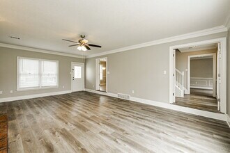 7440 Richmond Rd in Memphis, TN - Building Photo - Building Photo