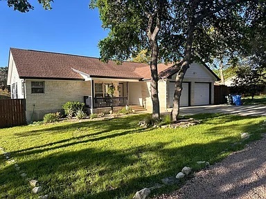 16 Saddle Rock Ridge St in Wimberley, TX - Building Photo - Building Photo