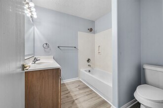 914 Purdy in Brookshire, TX - Building Photo - Building Photo