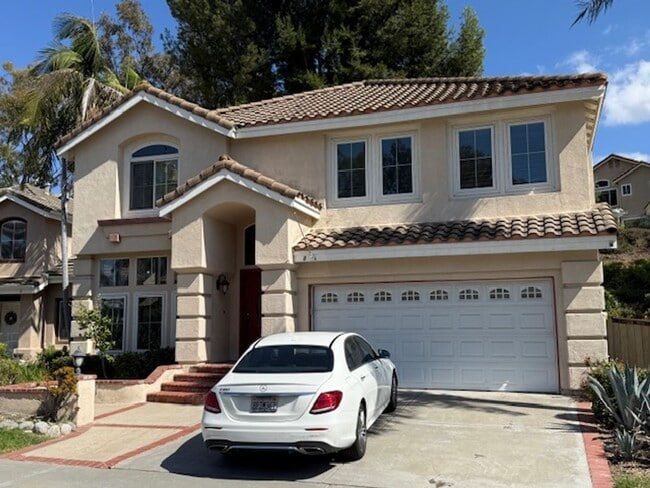 8 Cantata Dr in Mission Viejo, CA - Building Photo - Building Photo