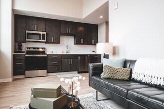 The Julian in Pittsburgh, PA - Building Photo - Building Photo