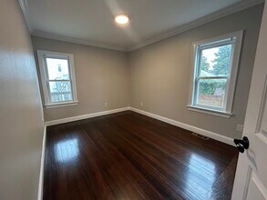 69 Swan St in Everett, MA - Building Photo - Building Photo