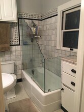 701 21st St, Unit B in Sacramento, CA - Building Photo - Building Photo