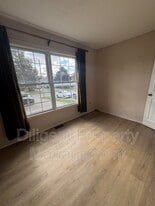 1241 Huntington Cir in Peterborough, ON - Building Photo