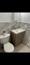 55 Lake Dr in Wyandanch, NY - Building Photo - Building Photo